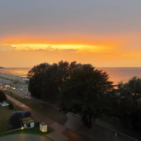 Golden Eye Seaside Park * 코워브제크