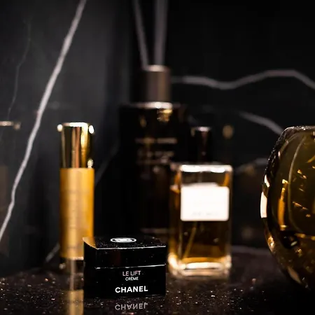 아파트 Golden Eye Seaside Park 코워브제크