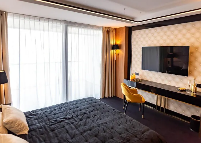 Golden Eye Seaside Park Apartment