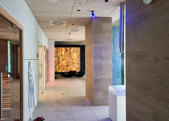 Golden Eye Seaside Park Apartment