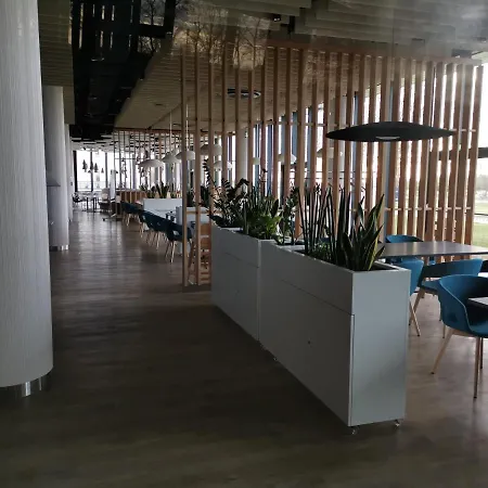 Golden Eye Seaside Park