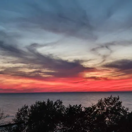 Golden Eye Seaside Park