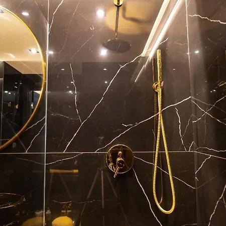 Golden Eye Seaside Park Apartamento *