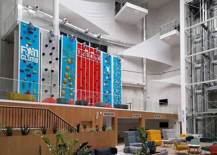 Golden Eye Seaside Park *