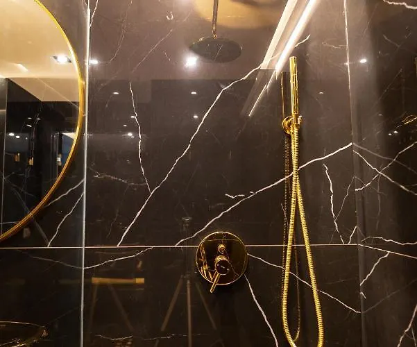 Golden Eye Seaside Park Apartmán *